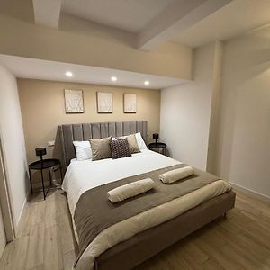 Celeste Rooms Bed And Breakfast